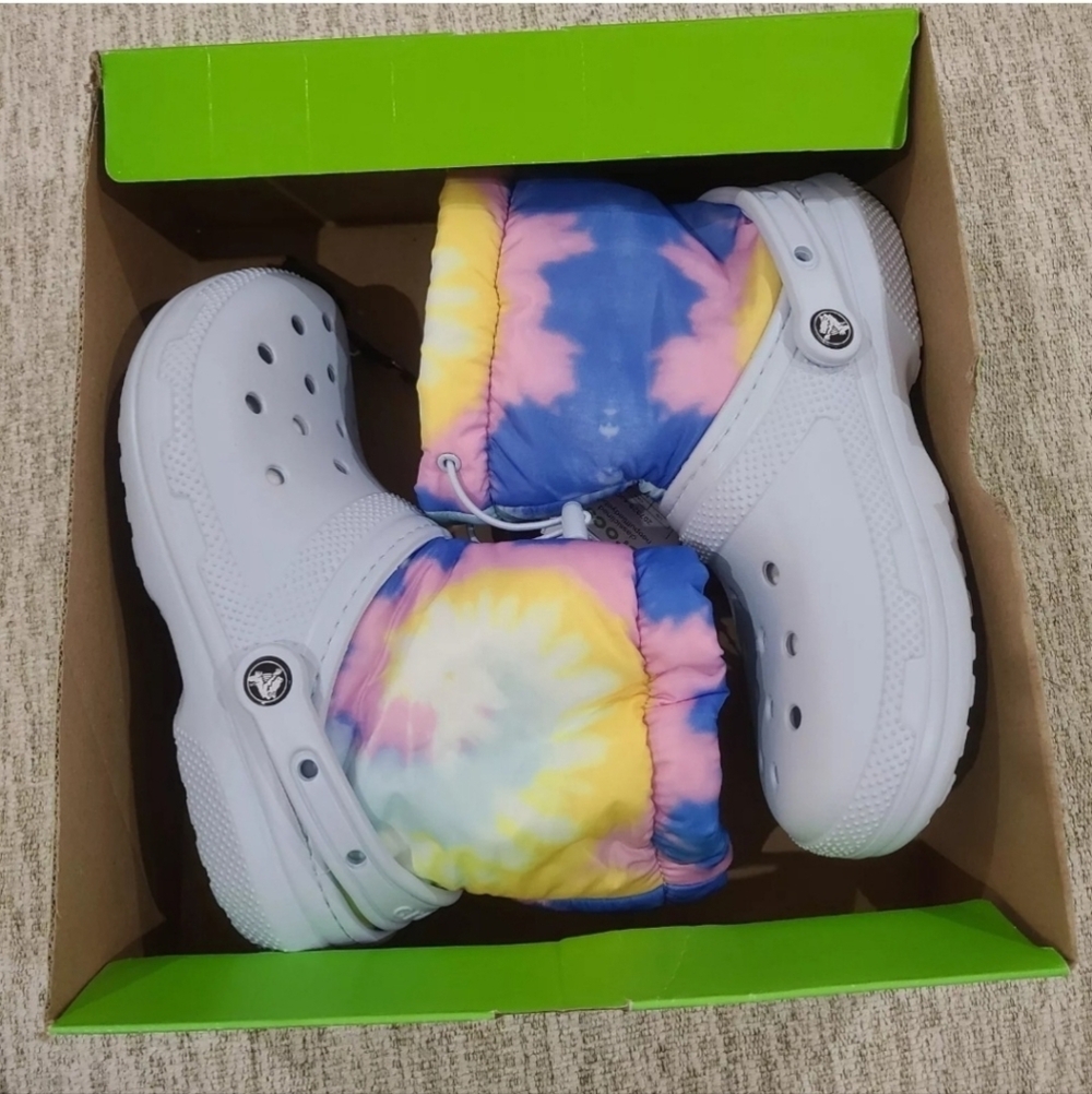 NEW Crocs Classic Lined Neo Puff Boot Insulated Mineral Blue Tie Dye Slipon